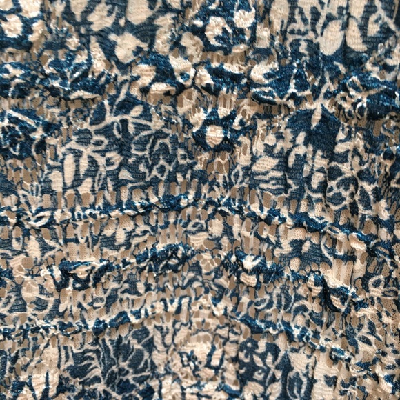 Long sleeves blouse - Picture 3 of 4